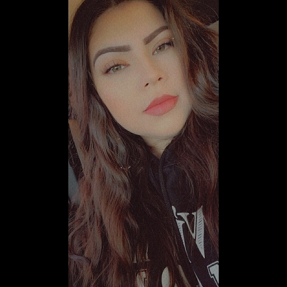 Meet your Posher, Megan - Picture 1 of 1